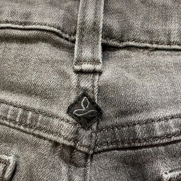 𝅺Prana woman’s dark grey straight legged jeans - Picture 7 of 14